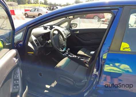 2017 Kia Forte Lx из США, поврежденный, VIN 3KPFK4A79HE010438